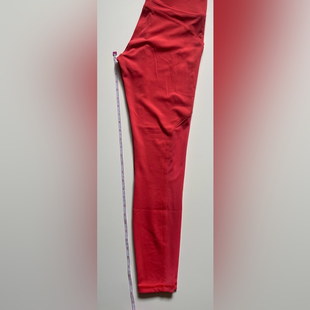 Lululemon Mastered Motion High-Rise Tight 28" - Picture 5 of 9